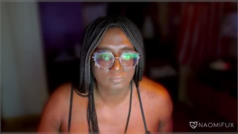 Snapshot of naomifux chatting on January 3, 1:36 pm Naomi online show from January 3, 1:36 pm