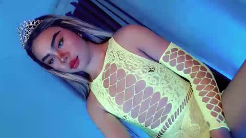 Snapshot of naughty_celestina chatting on October 11, 10:39 am GODDESS CELESTINA online show from October 11, 10:39 am