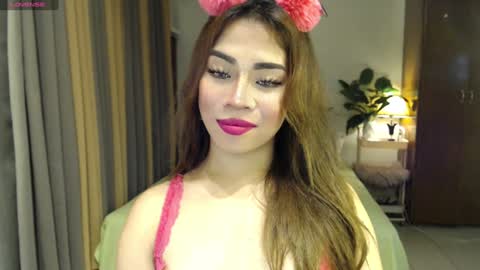 Snapshot of naughty_dreamerxxx chatting on February 7, 2:19 am Queen Jess online show from February 7, 2:19 am