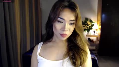 Snapshot of naughty_dreamerxxx chatting on February 21, 3:12 am Queen Jess online show from February 21, 3:12 am