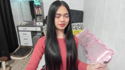 Snapshot of naughty_emmats chatting on January 16, 9:08 pm emma online show from January 16, 9:08 pm