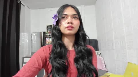 Snapshot of naughty_emmats chatting on January 23, 4:41 am emma online show from January 23, 4:41 am