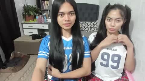 Snapshot of naughty_emmats chatting on February 12, 11:21 pm emma online show from February 12, 11:21 pm