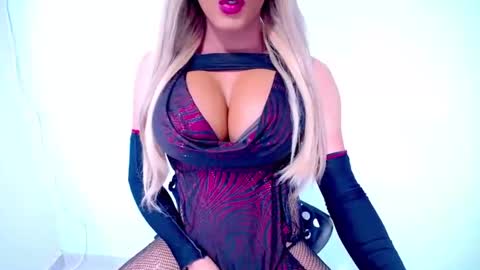 Miabarbarita online show from October 16, 4:18 pm