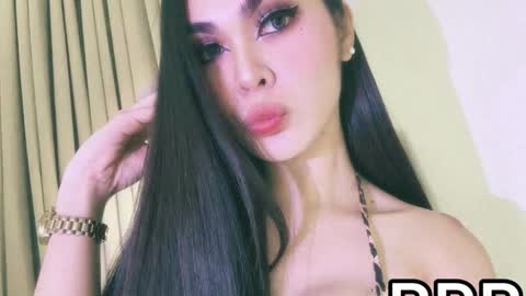 Snapshot of naughtymartinaxxx chatting on February 1, 9:11 am Martina online show from February 1, 9:11 am
