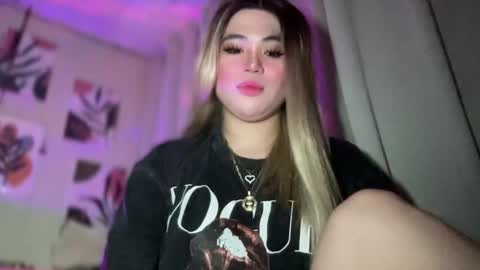 Snapshot of naughtyrosecum chatting on February 6, 3:41 pm Rose Wilson online show from February 6, 3:41 pm