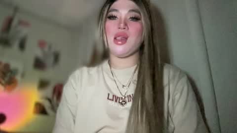 Snapshot of naughtyrosecum chatting on February 22, 7:34 am Rose Wilson online show from February 22, 7:34 am