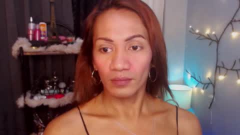 Janna Mae online show from October 27, 2:14 pm