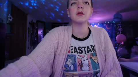 Snapshot of nerdy_squirty chatting on December 22, 7:22 am NerdySquirty online show from December 22, 7:22 am