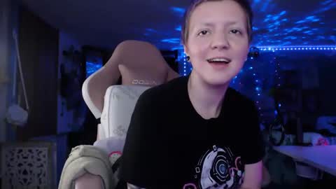 Snapshot of nerdy_squirty chatting on September 16, 4:50 am NerdySquirty online show from September 16, 4:50 am
