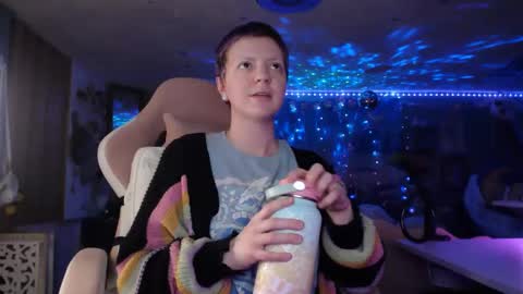 Snapshot of nerdy_squirty chatting on September 19, 5:35 am NerdySquirty online show from September 19, 5:35 am