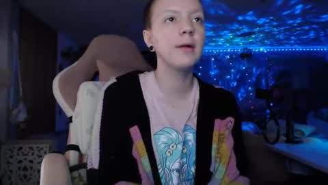 Snapshot of nerdy_squirty chatting on September 29, 7:52 am NerdySquirty online show from September 29, 7:52 am