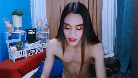 Snapshot of nhicolehollywood chatting on December 13, 6:27 pm hottie nicole online show from December 13, 6:27 pm