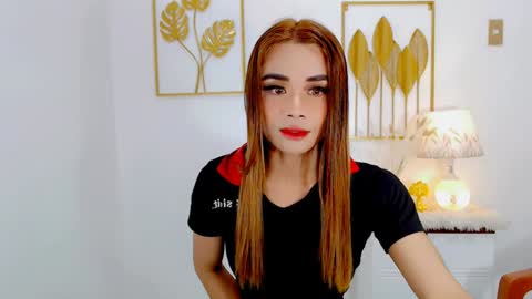 Snapshot of nhicolehollywood chatting on February 3, 1:30 am hottie nicole online show from February 3, 1:30 am