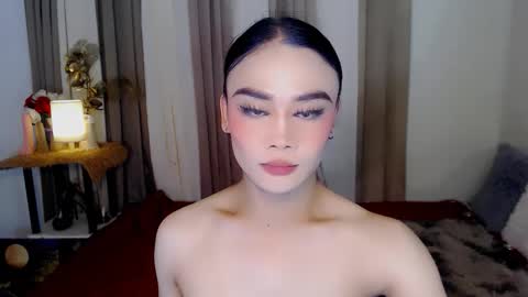 Snapshot of nhicolehollywood chatting on October 8, 5:31 am hottie nicole online show from October 8, 5:31 am