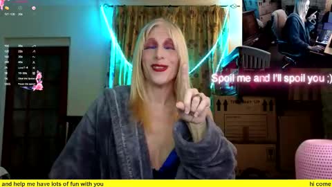 Snapshot of nicktu52 chatting on February 28, 12:21 am nicktuuk online show from February 28, 12:21 am