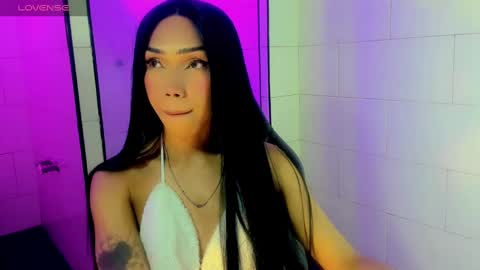Snapshot of nickynoa chatting on September 16, 4:06 am Nicky online show from September 16, 4:06 am