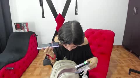 Snapshot of nicol_transgirl chatting on January 30, 3:00 am Nicol online show from January 30, 3:00 am