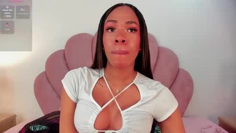 Snapshot of nicoleparadise_ chatting on February 25, 1:06 pm NICOLE online show from February 25, 1:06 pm