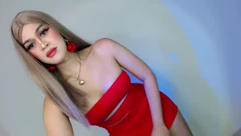 Snapshot of nightwalker28 chatting on February 17, 10:36 pm Katie online show from February 17, 10:36 pm