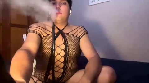 Snapshot of nikkelsofia chatting on October 10, 9:27 pm nikkelsofia online show from October 10, 9:27 pm