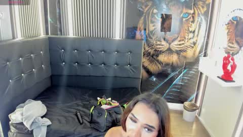 Snapshot of nikol_rang__ chatting on October 4, 9:59 pm Nikol Rang online show from October 4, 9:59 pm