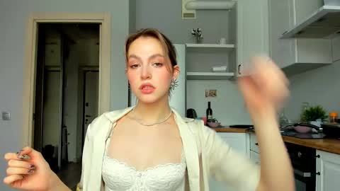 Snapshot of niky_jess chatting on February 13, 10:55 am Veronica online show from February 13, 10:55 am