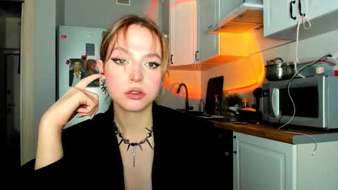 Snapshot of niky_jess chatting on February 17, 6:59 pm Veronica online show from February 17, 6:59 pm