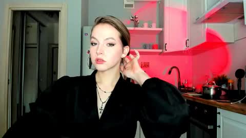 Snapshot of niky_jess chatting on February 24, 11:43 am Veronica online show from February 24, 11:43 am