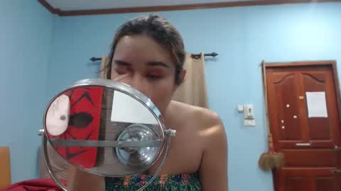 Snapshot of ninewladyboy chatting on September 22, 8:58 pm ninew online show from September 22, 8:58 pm