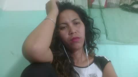 Snapshot of nirisouh chatting on October 4, 2:18 pm nirisouh online show from October 4, 2:18 pm