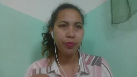 Snapshot of nirisouh chatting on October 6, 5:40 am nirisouh online show from October 6, 5:40 am