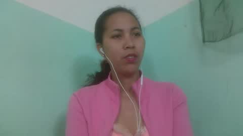 Snapshot of nirisouh chatting on October 8, 8:27 am nirisouh online show from October 8, 8:27 am
