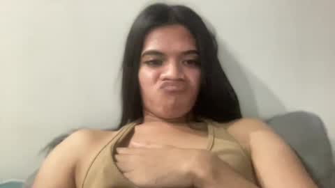 Snapshot of nishitatoe chatting on December 28, 3:26 pm nishi online show from December 28, 3:26 pm