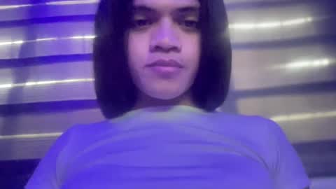 Snapshot of nishitatoe chatting on January 2, 10:44 pm nishi online show from January 2, 10:44 pm