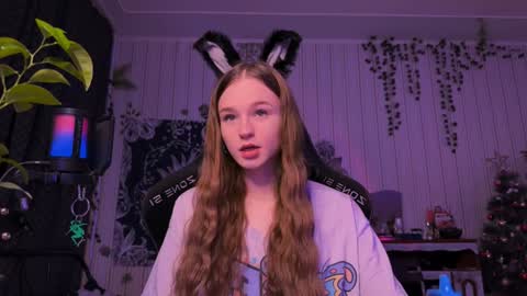 Snapshot of nloraaa chatting on January 19, 12:06 am Tears Lora online show from January 19, 12:06 am