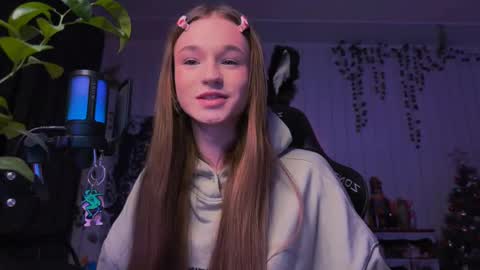 Snapshot of nloraaa chatting on February 16, 12:54 am Tears Lora online show from February 16, 12:54 am