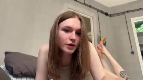 Tears Lora online show from November 11, 9:00 am