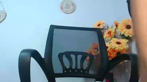 Snapshot of noah_miller7 chatting on February 23, 6:39 am Noah Millers online show from February 23, 6:39 am