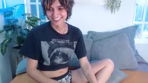 Snapshot of noellee__ chatting on October 4, 2:29 pm CALL ME APRIL online show from October 4, 2:29 pm