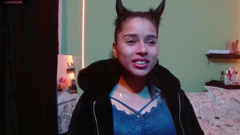 Snapshot of noha_thomson chatting on March 5, 4:19 am Noha Thomson online show from March 5, 4:19 am