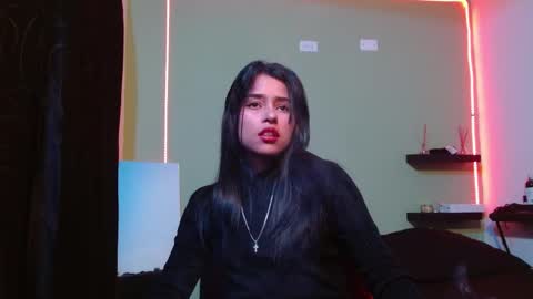 Snapshot of noha_thomson chatting on September 10, 10:53 pm Noha Thomson online show from September 10, 10:53 pm