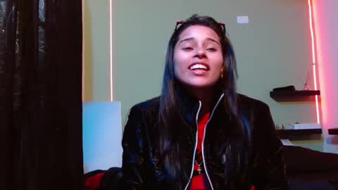 Snapshot of noha_thomson chatting on September 22, 7:30 pm Noha Thomson online show from September 22, 7:30 pm