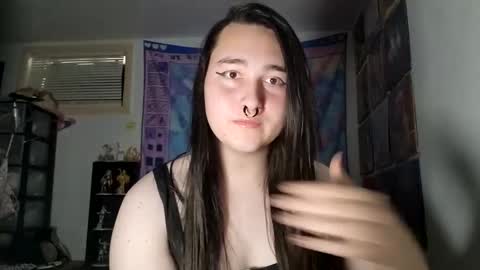 Snapshot of nonbinarybeauty20 chatting on February 25, 7:58 pm nonbinarybeauty20 online show from February 25, 7:58 pm