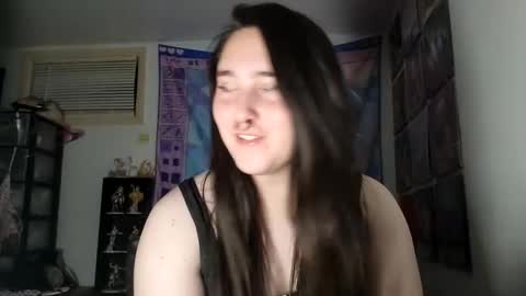 Snapshot of nonbinarybeauty20 chatting on March 1, 8:14 am nonbinarybeauty20 online show from March 1, 8:14 am