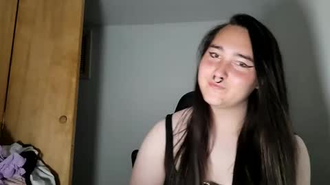 Snapshot of nonbinarybeauty20 chatting on September 11, 3:04 am nonbinarybeauty20 online show from September 11, 3:04 am