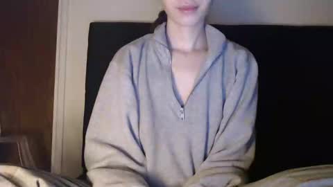 Olivia online show from January 6, 11:31 pm