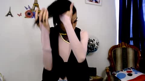Snapshot of novanyx11 chatting on February 12, 8:07 pm Nova... online show from February 12, 8:07 pm