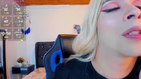 Snapshot of nyx__blackwood chatting on December 13, 1:48 am nyx__blackwood online show from December 13, 1:48 am