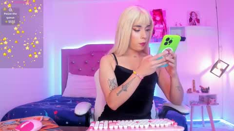 Snapshot of nyx__blackwood chatting on March 4, 2:06 am nyx__blackwood online show from March 4, 2:06 am